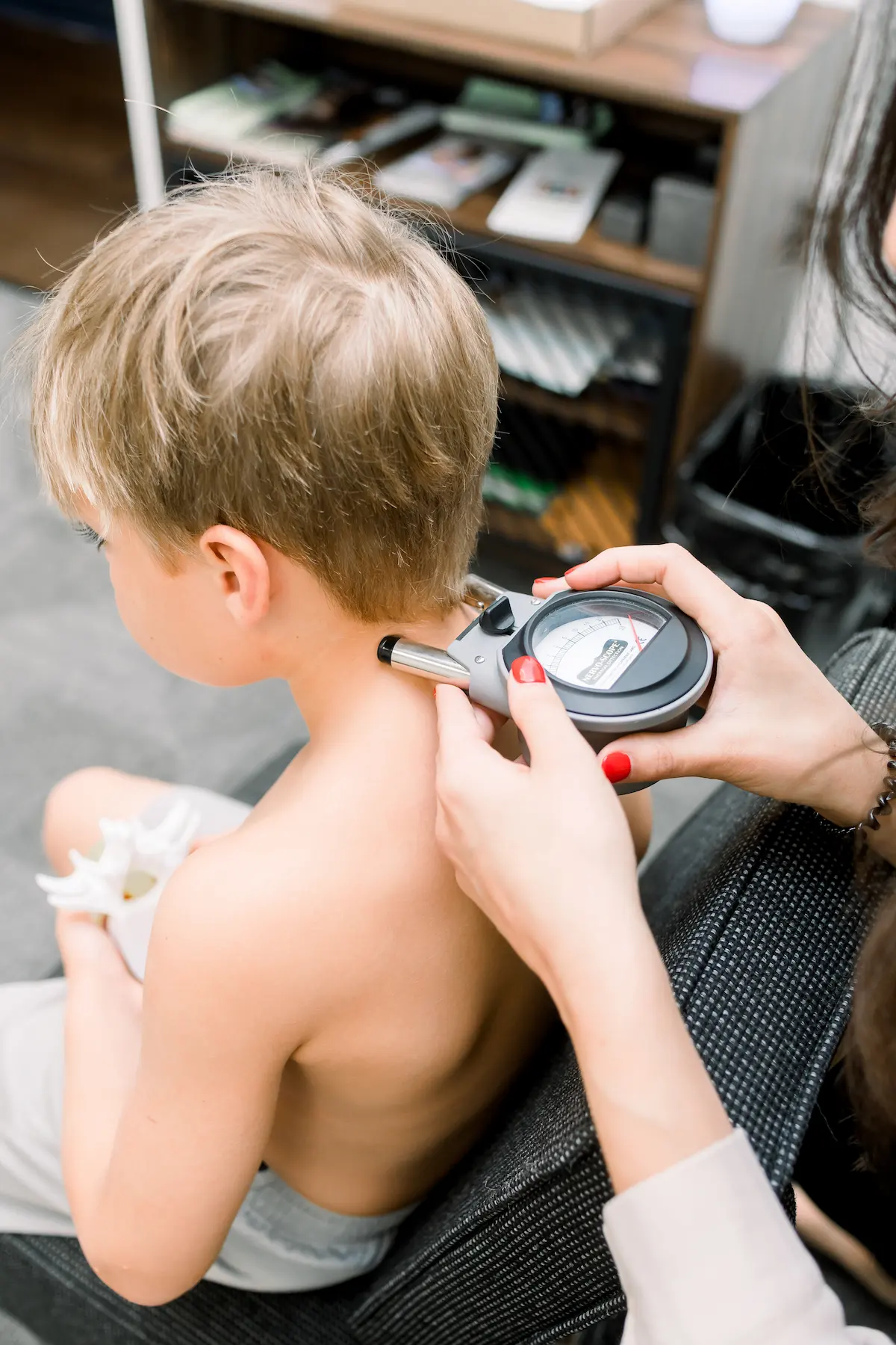 Gentle Pediatric Assessment Focused on Comfort and Precision