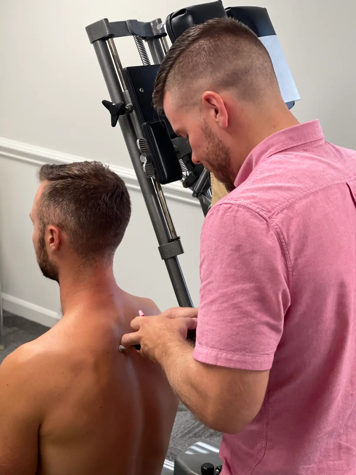 Chiropractic Adjustment Treatment at Axiom Chiropractic Charlotte